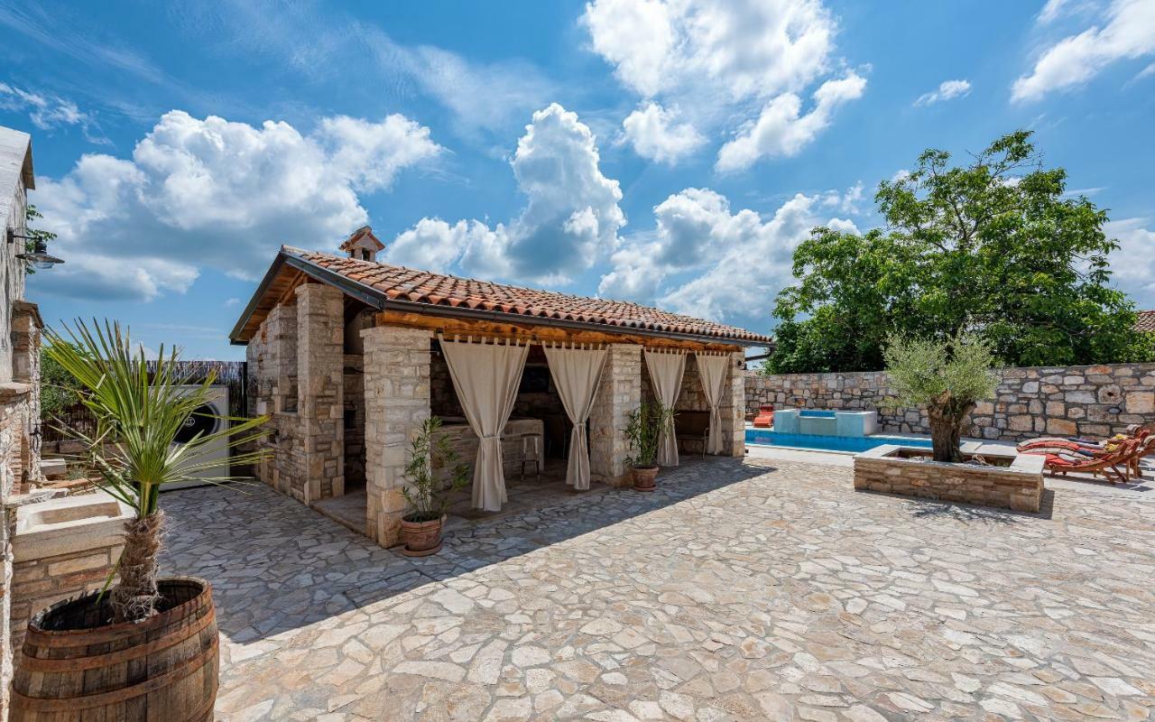 Villa Casa Di Roccia à Marčana Extérieur photo