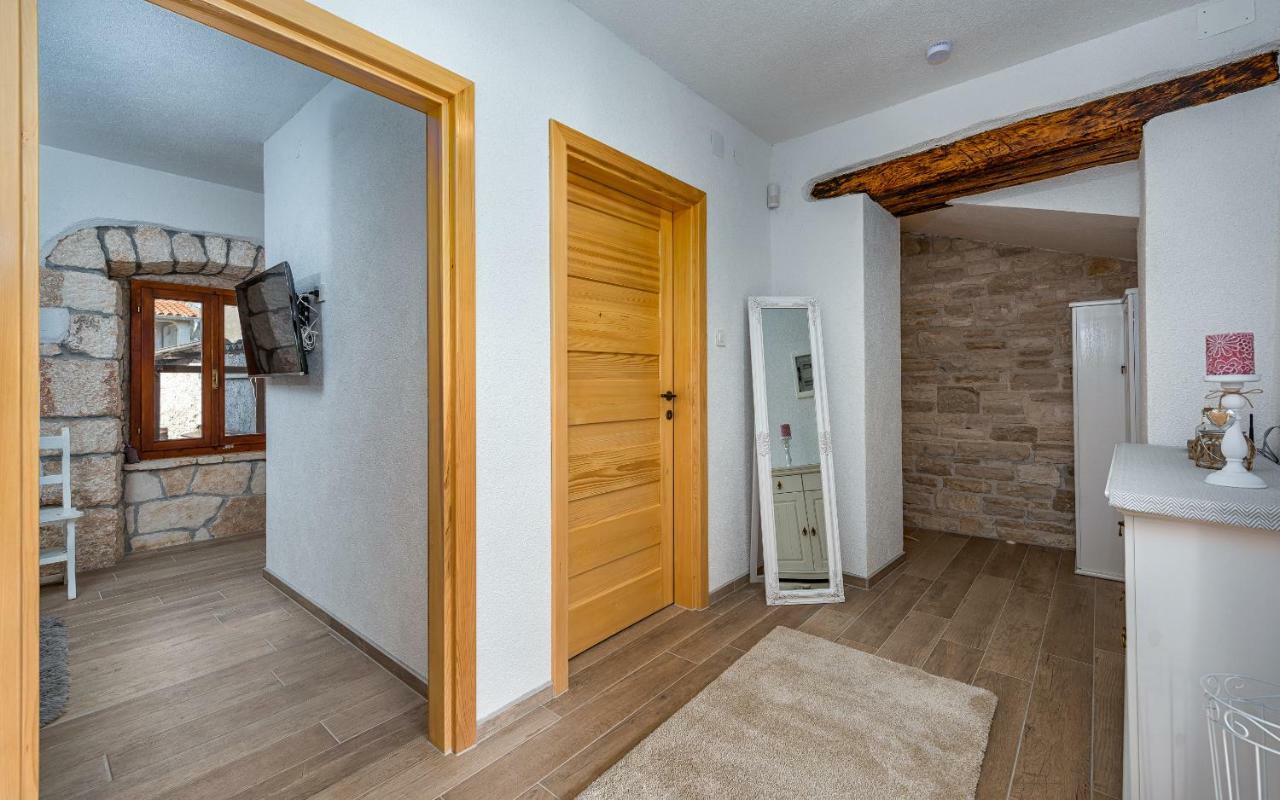 Villa Casa Di Roccia à Marčana Extérieur photo