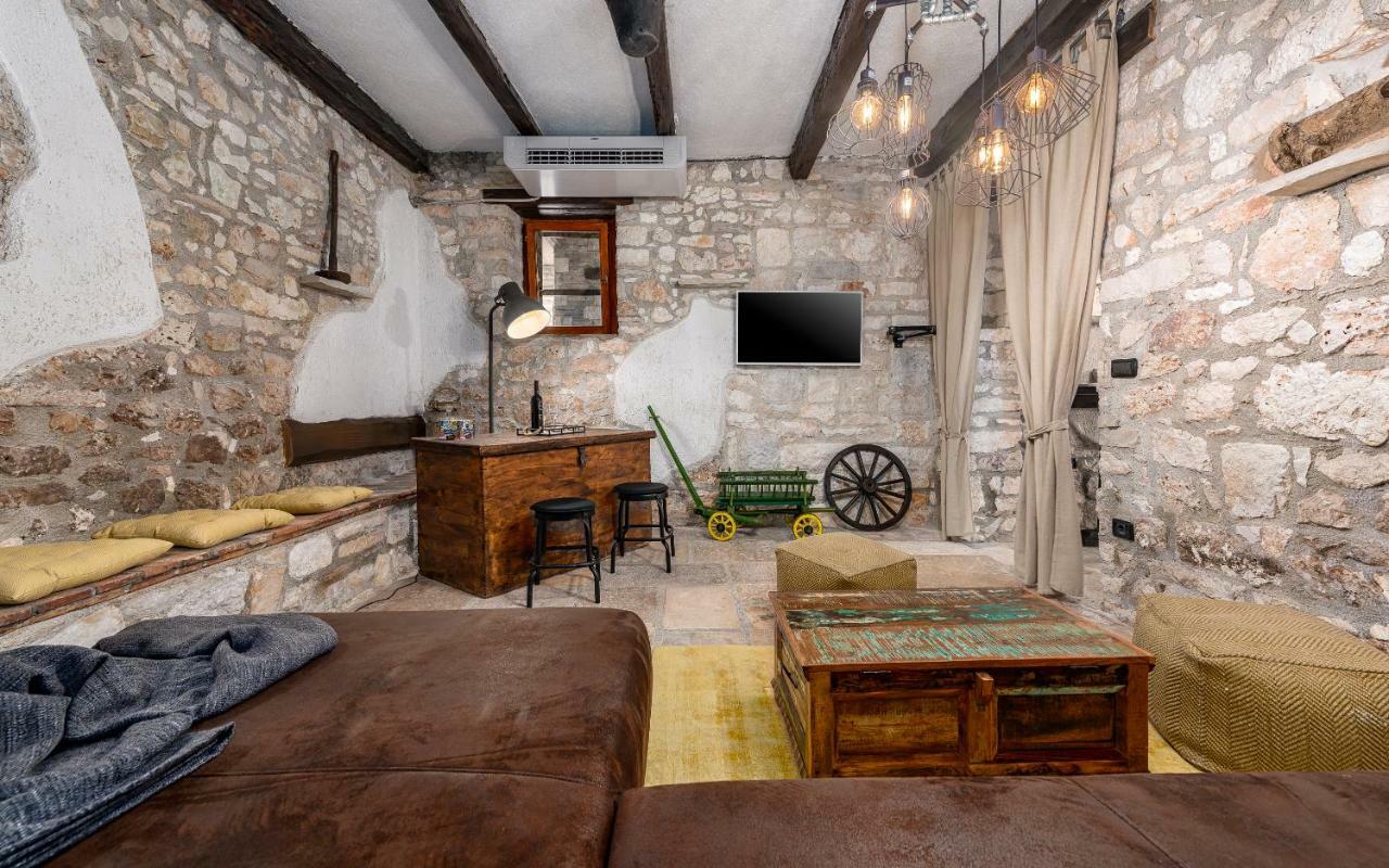 Villa Casa Di Roccia à Marčana Extérieur photo